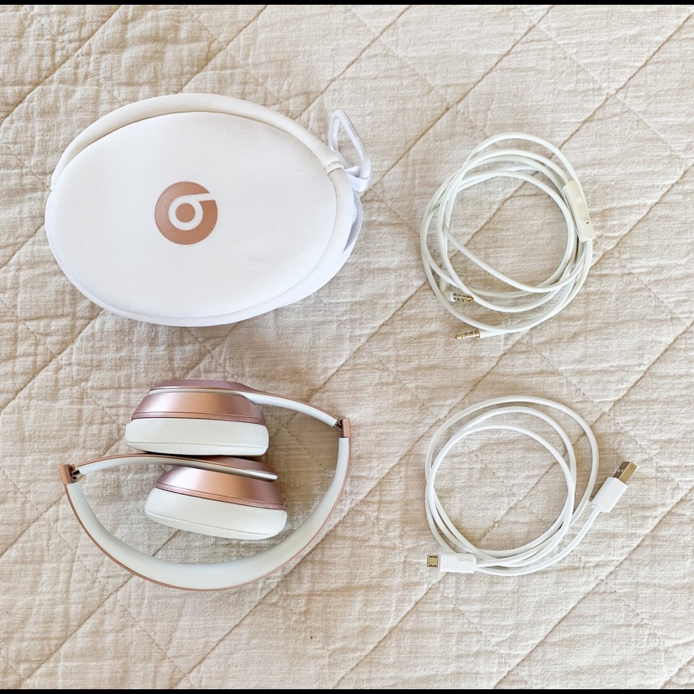 Beats Solo2 Wireless